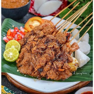 Sate Ayam Bakar: Makanan Khas Nusantara yang Menggugah Selera